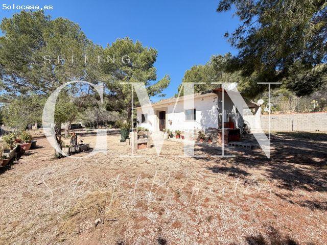 ATRACTIVO TERRENO CON VIVIENDA