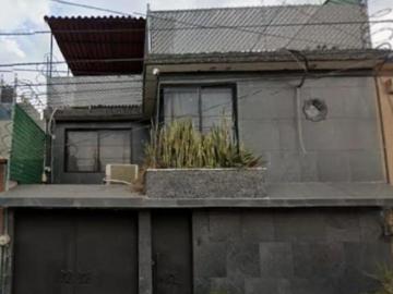 ATRACTIVA OPORTUNIDAD DE REMATE BANCARIO en villas de las Flores Coacalco Edo MEX C500