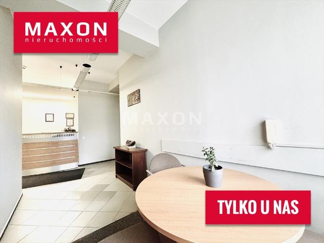Atrakcyjny lokal biurowy 111 m² z parkingiem w Woli