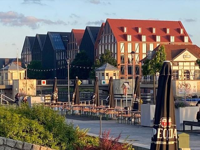 Atrakcyjny lokal użytkowy w Porto Vista z dużym potencjałem