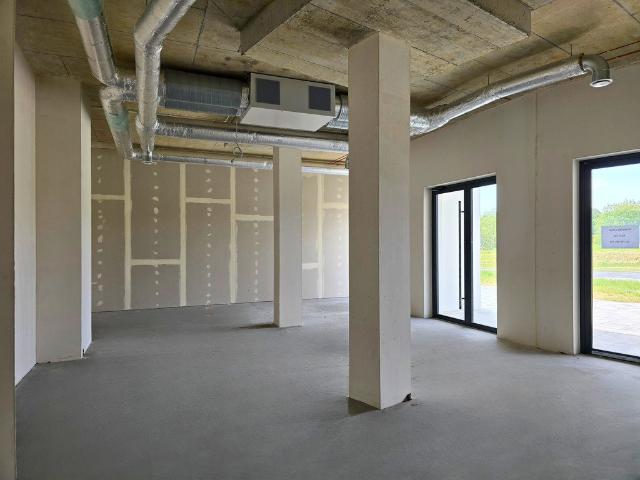 Atrakcyjny lokal użytkowy 82 m2 z witrynami, Rzeszów