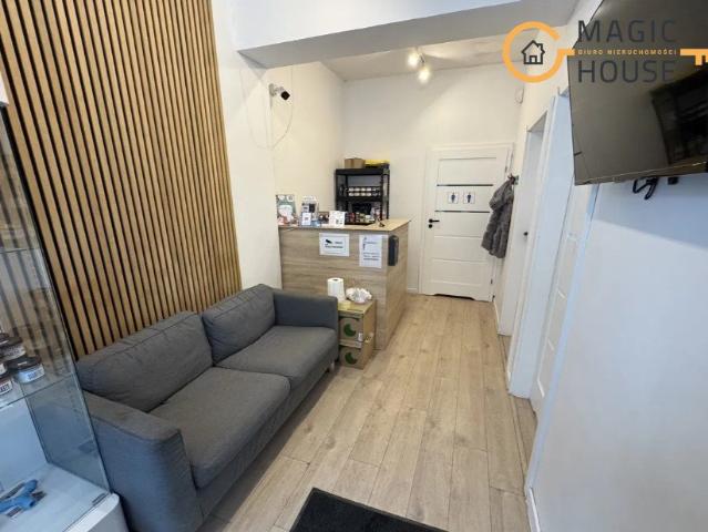 Lokal usługowy 83 m² w centrum Gdańska z dużą witryną