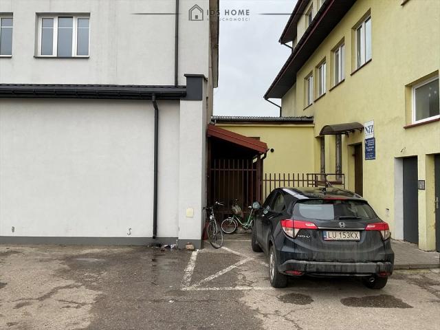 Atrakcyjny lokal z dwoma wejściami w centrum Michowa
