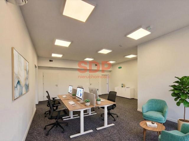 Atrakcyjny lokal 141 m2 z pełną infrastrukturą w Fabrycznej