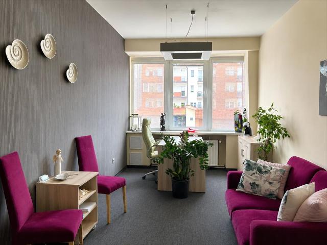 Atrakcyjny lokal 17,8 m2 w centrum Kołobrzegu