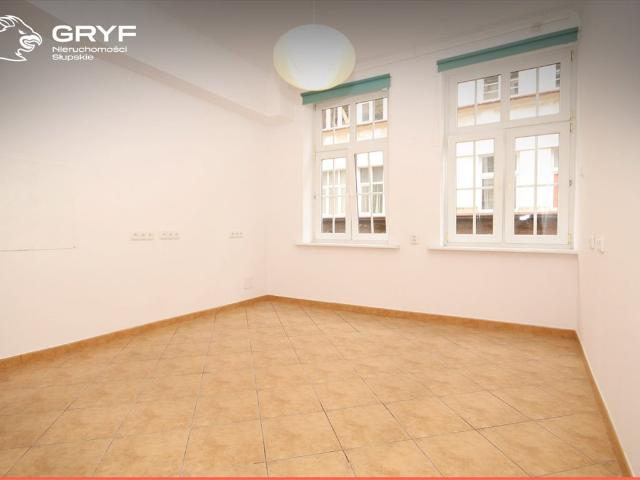 Lokal użytkowy 22,44 m² w centrum Słupska jasny, z zapleczem