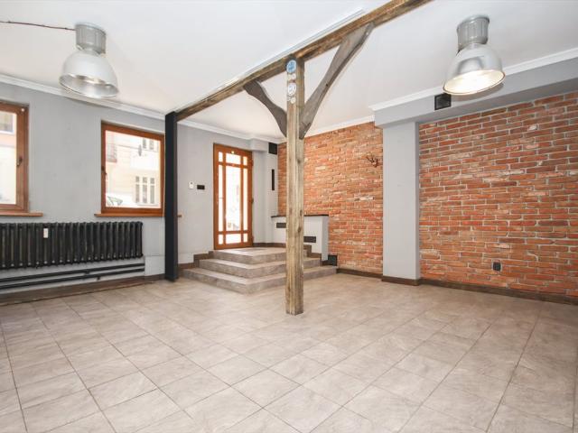 Atrakcyjny lokal 76,2 m² na Mickiewicza w centrum Słupska