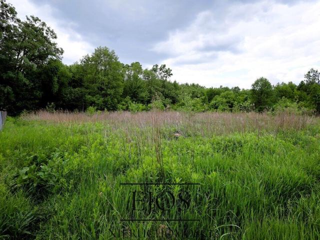 Atrakcyjna działka budowlana 1752 m² w Dyzinie