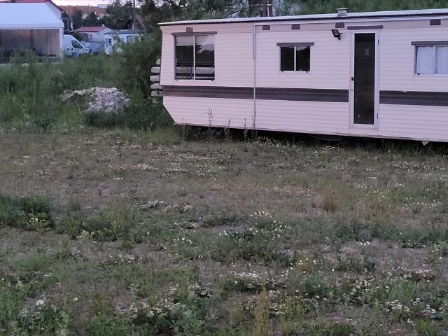Sprzedam atrakcyjną działkę pod dom i inwestycję w Strzeżenicach
