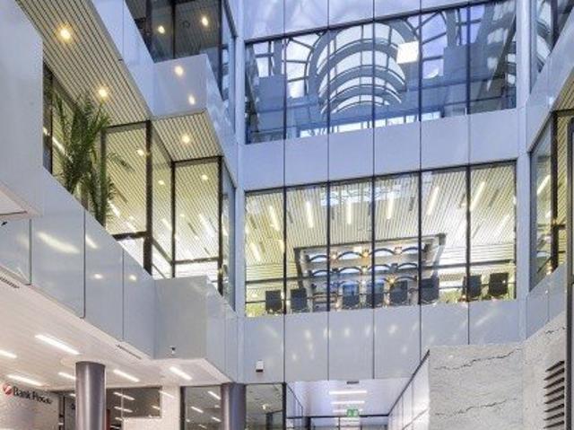 Atrakcyjne biuro 2 420 m² w Blue Tower przy Placu Bankowym
