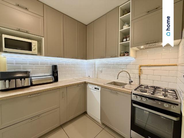 Do sprzedania atrakcyjne 2 pokojowe mieszkanie 51 m² z balkonem