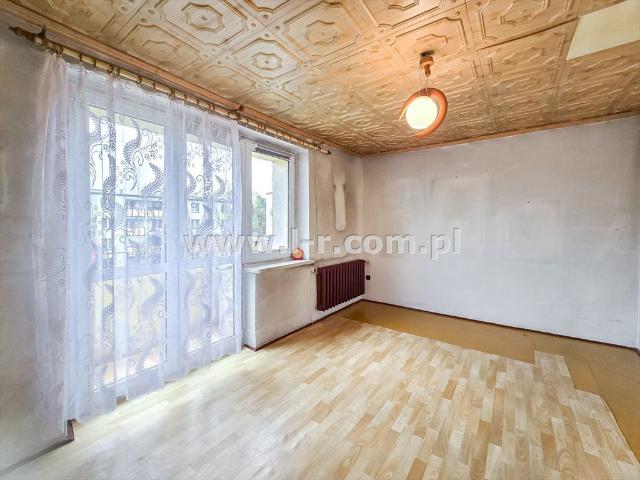 Atrakcyjne 2 pokojowe mieszkanie z balkonem w centrum