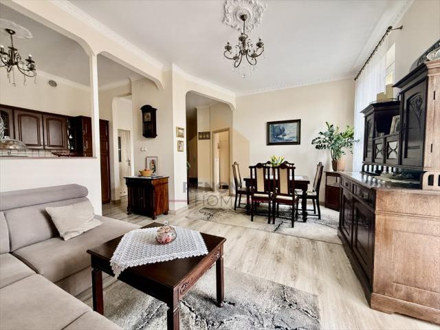 Atrakcyjne 2 pokojowe mieszkanie po remoncie, balkon, piwnica