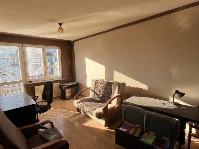 Atrakcyjne 39 m2 do odświeżenia z balkonem i piwnicą