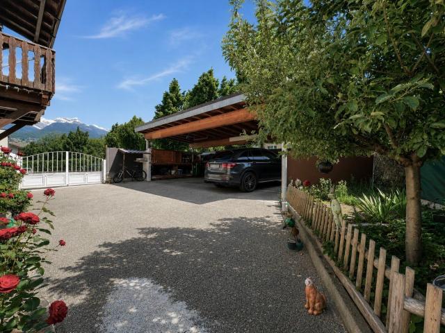 Attached house with 4.5 rooms on sale in Bramois 142 m² | dreamo. Ch
