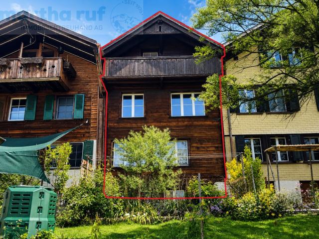Attached house with 6 rooms on sale in Brienz BE 180 m² | dreamo. Ch