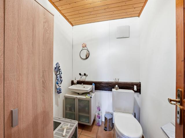 Attached house with 7 rooms on sale in Donneloye 258 m² | dreamo. Ch