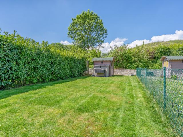 Attached house with 8.5 rooms on sale in Au coeur du village 284 m² | dreamo. Ch