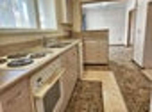 Attention investors: owner wants sold