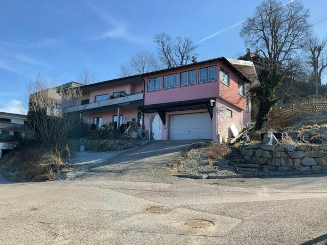 Attersee Blick & Bauträger Potenzial: Sanierungsjuwel oder Neubauprojekt