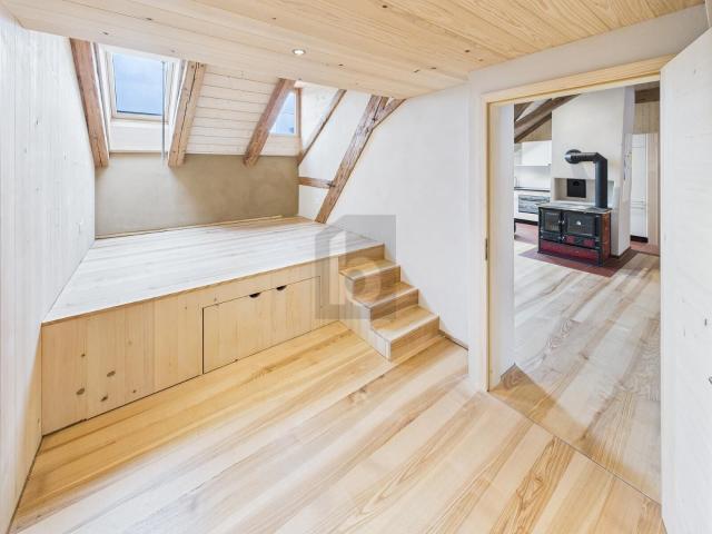 Attic apartment with 4.5 rooms for rent in Mülchi 130 m² | dreamo. Ch
