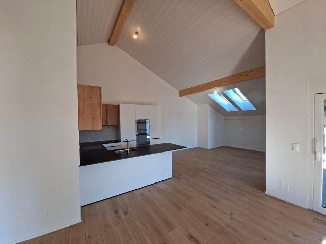 Attic apartment with 4.5 rooms for rent in Neyruz FR 130 m² | dreamo. Ch