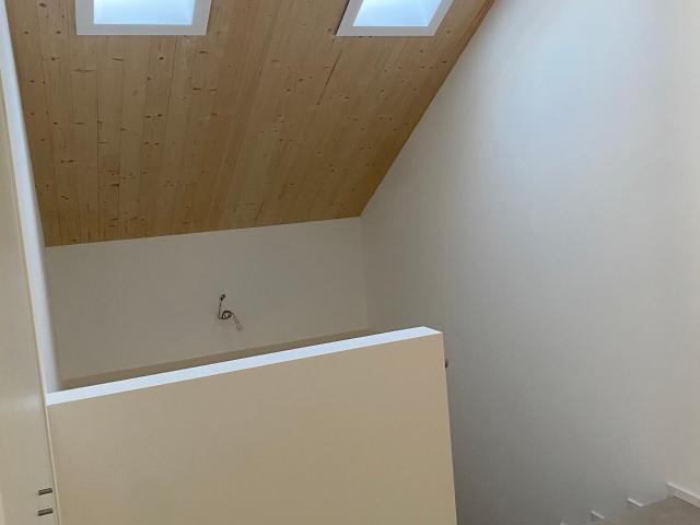 Attic flat with 3.5 rooms on sale in Biasca 118 m² | dreamo. Ch