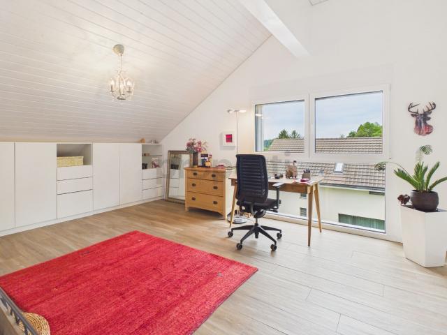 Attic flat with 3.5 rooms on sale in Kallnach 100 m² | dreamo. Ch