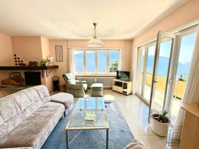 Attic flat with 3.5 rooms on sale in Lugano 85 m² | dreamo. Ch