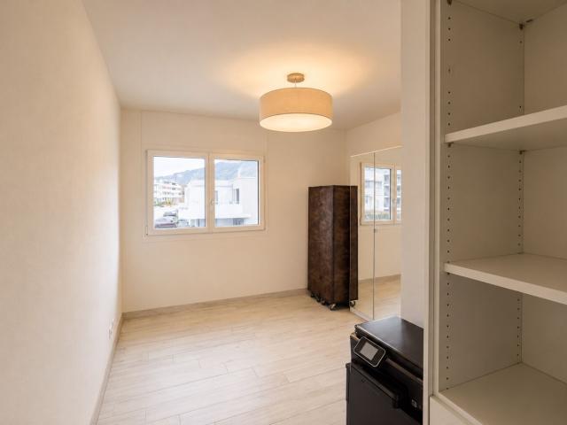 Attic flat with 3.5 rooms on sale in Sion 101 m² | dreamo. Ch