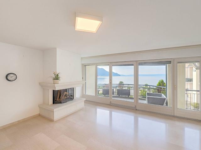 Attic flat with 3.5 rooms on sale in Villeneuve 111 m² | dreamo. Ch