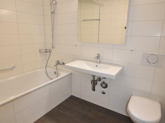 Attic flat with 3.5 rooms for rent in Biel 90 m² | dreamo. Ch