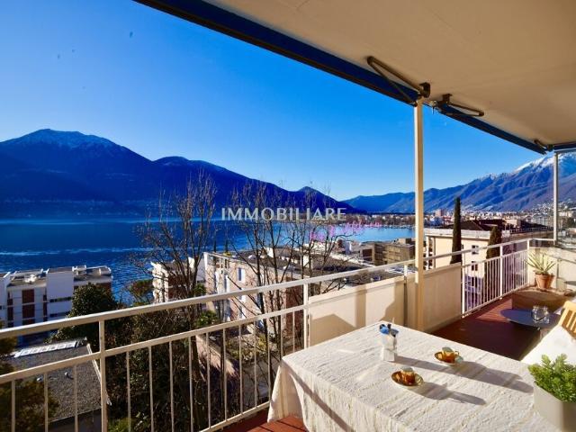 Attic flat with 3 rooms on sale in Minusio 100 m² | dreamo. Ch
