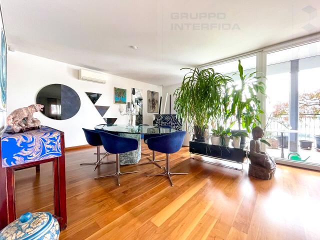 Attic flat with 7.5 rooms on sale in Chiasso 270 m² | dreamo. Ch