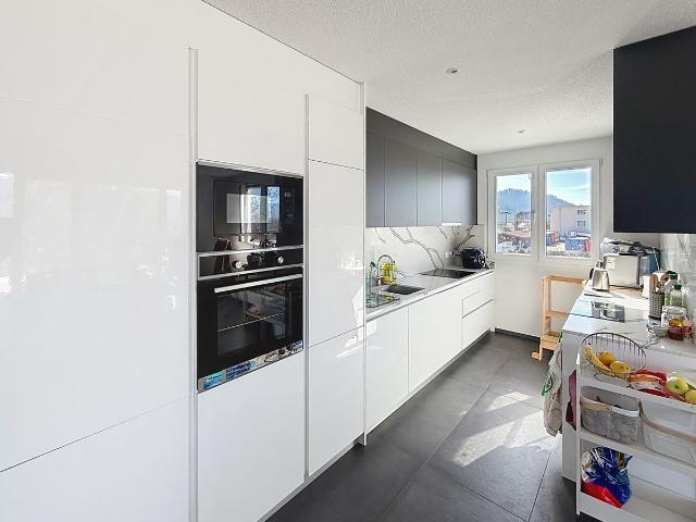 Attic flat with 4.5 rooms on sale in Cheyres 142 m² | dreamo. Ch