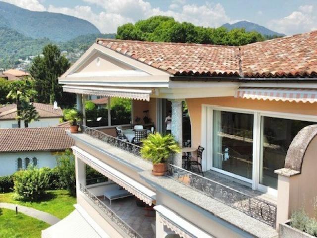 Attic flat with 4.5 rooms on sale in Ascona 186 m² | dreamo. Ch
