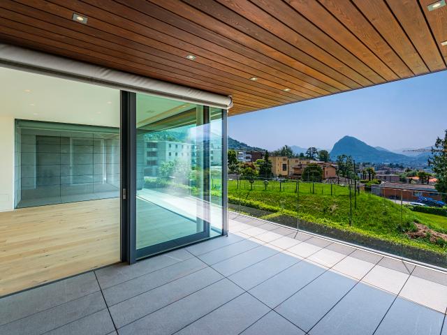 Attic flat with 4.5 rooms on sale in Lugano 162 m² | dreamo. Ch