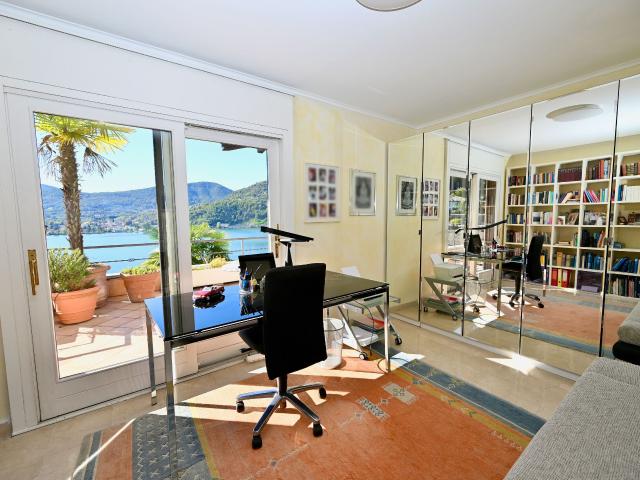 Attic flat with 4.5 rooms on sale in Montagnola 140 m² | dreamo. Ch