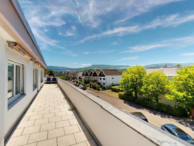 Attic flat with 4.5 rooms on sale in Reinach BL 95 m² | dreamo. Ch