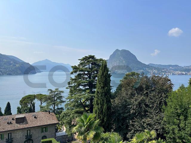 Attic flat with 4.5 rooms on sale in Via 180 m² | dreamo. Ch
