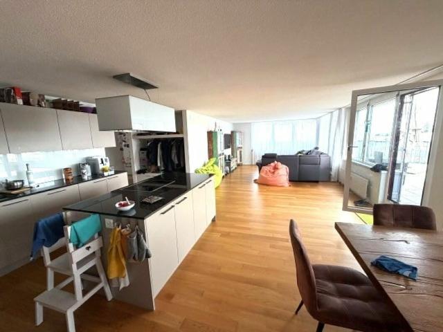 Attic flat with 4.5 rooms for rent in Zollikofen 143 m² | dreamo. Ch