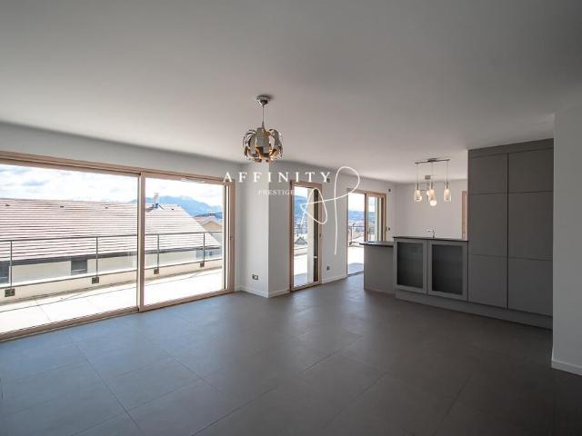 Apartment with 4 rooms on sale in Annecy le Vieux 102 m² | dreamo. Ch