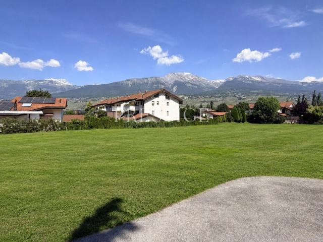 Attic flat with 5.5 rooms on sale in Sion 168 m² | dreamo. Ch