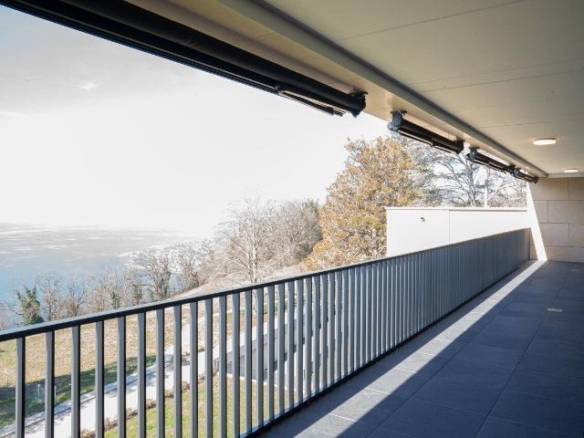 Attic flat with 5.5 rooms on sale in Puidoux 222 m² | dreamo. Ch