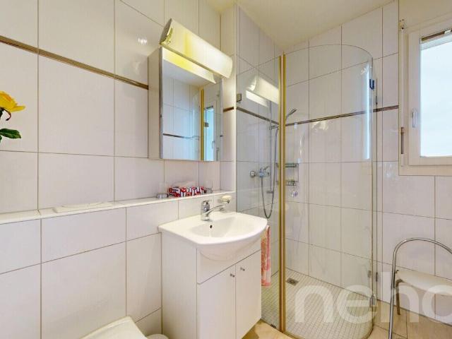 Attic flat with 5.5 rooms on sale in Regensdorf 198 m² | dreamo. Ch
