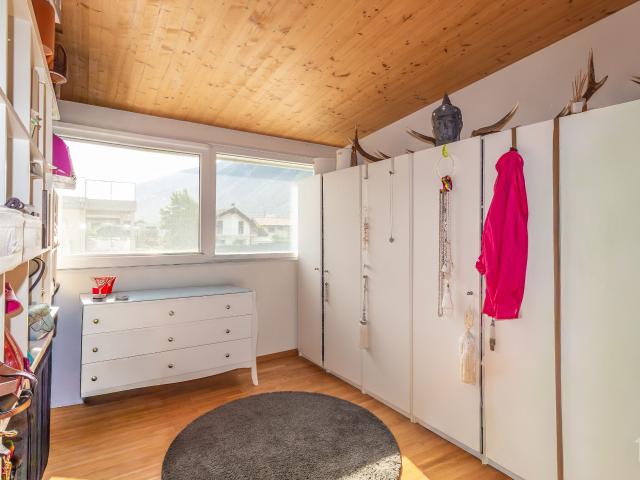 Attic flat with 5.5 rooms on sale in Uvrier 161 m² | dreamo. Ch