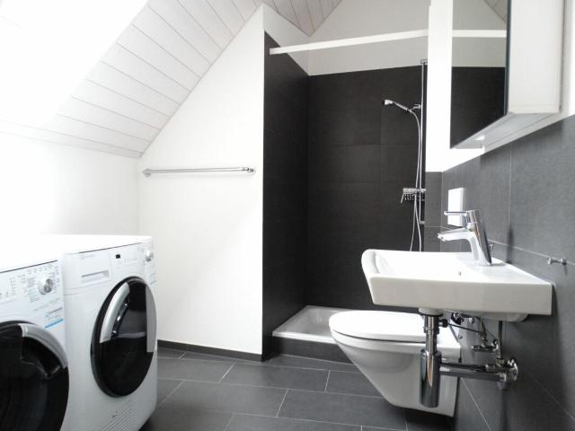 Attic flat with 5.5 rooms for rent in Madiswil 162 m² | dreamo. Ch