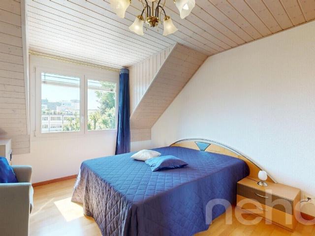 Attic flat with 5 rooms on sale in Renens VD 163 m² | dreamo. Ch