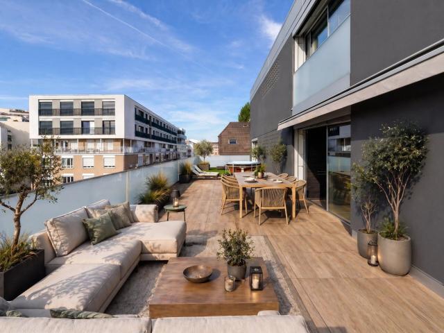 Attic flat with 5 rooms on sale in Saint Jean Aire 172 m² | dreamo. Ch