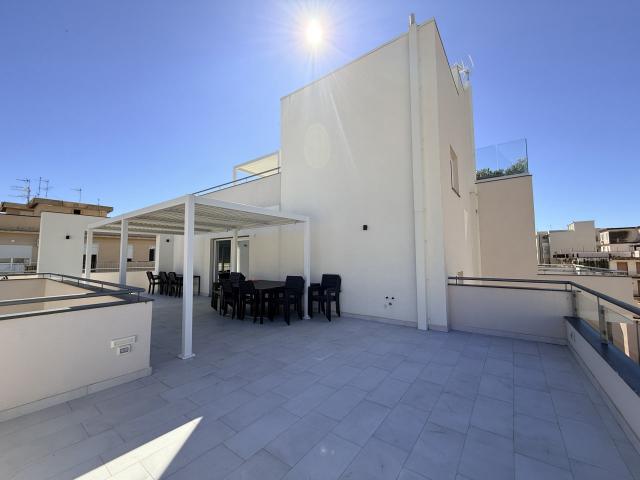 Attico con box a Milazzo